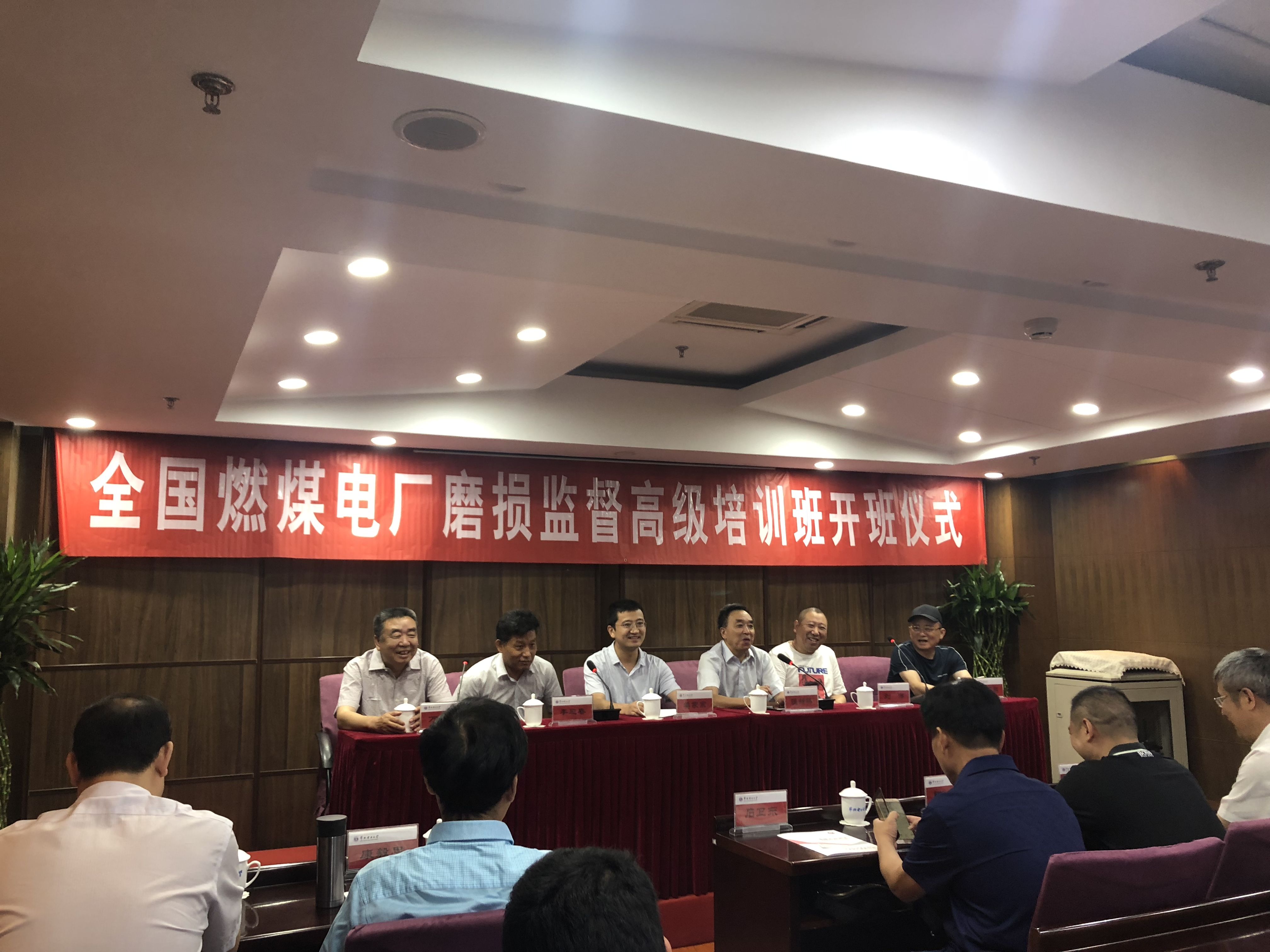 千與千尋，當(dāng)蘇州潤達(dá)高鉻磨輥遇上華北電力大學(xué)！
